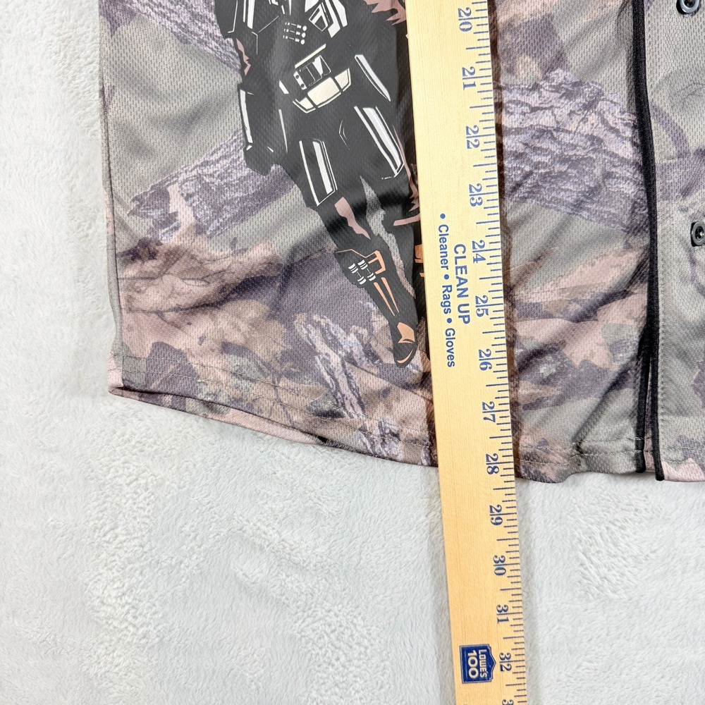 Star Wars The Mandalorian Camo Baseball Jersey Medium M Mando Mythosaur NWT - Picture 3 of 8